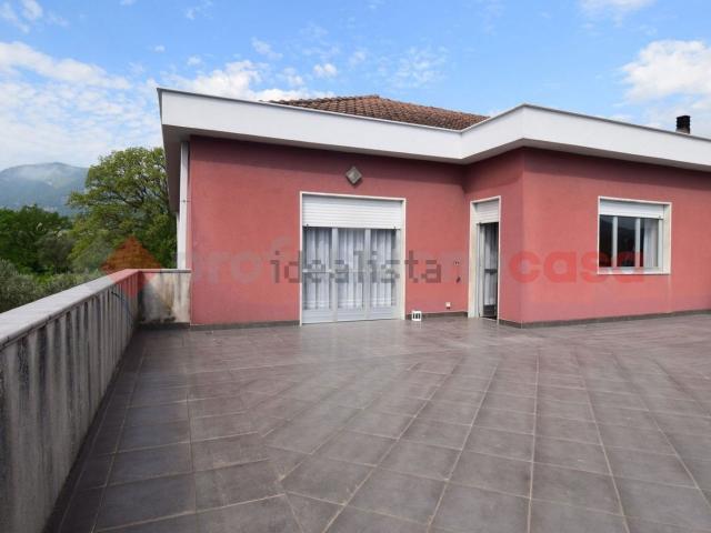 Appartamento in vendita di 125 m² in Contrada Seperoni