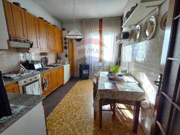 Appartamento in vendita di 125 m² in Corso Vittorio Veneto, 27