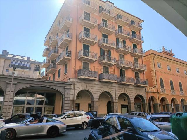 Appartamento in vendita di 125 m² in Corso Giuseppe Garibaldi