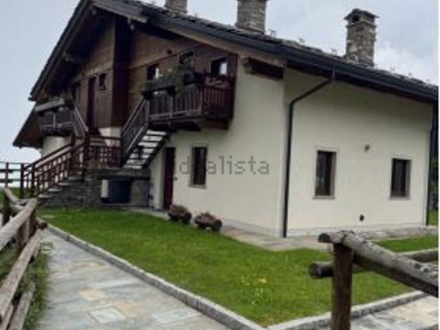 Appartamento in vendita di 125 m² in Località Petit Rosier, 113