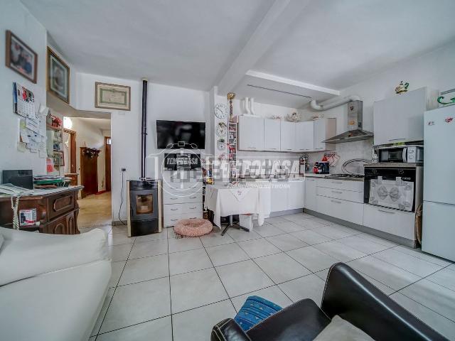 Appartamento in vendita di 125 m² in Piazza Borromeo, 9