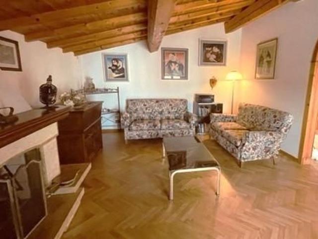 Appartamento in vendita di 125 m² in Piazza Sardegna