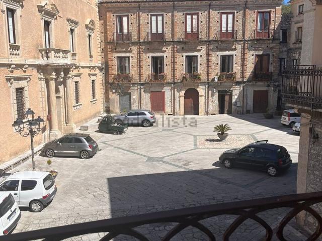 Appartamento in vendita di 125 m² in Piazza Plebiscito