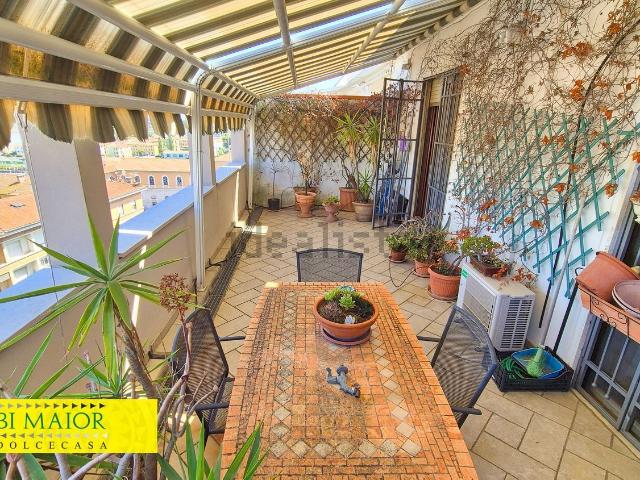 Appartamento in vendita di 125 m² in Piazza Vittorio Emanuele II, 1