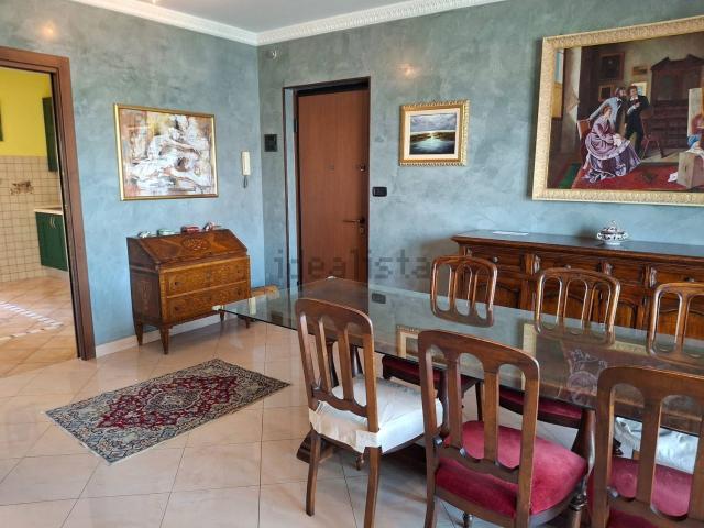 Appartamento in vendita di 125 m² in Strada Piossasco, 81