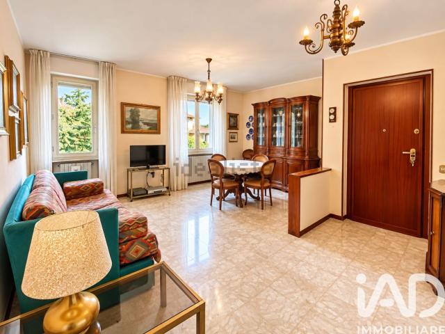 Appartamento in vendita di 126 m² in Via C. Cavour