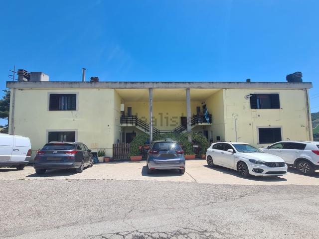 Appartamento in vendita di 126 m² in Via Colle Debi, 67