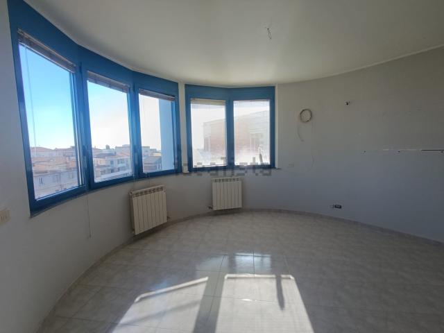 Appartamento in vendita di 126 m² in Via Cavalieri di Vittorio Veneto
