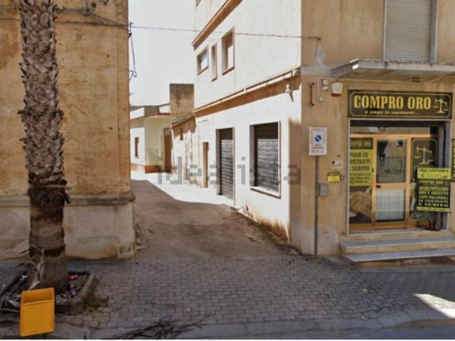 Appartamento in vendita di 126 m² in Via Cavour