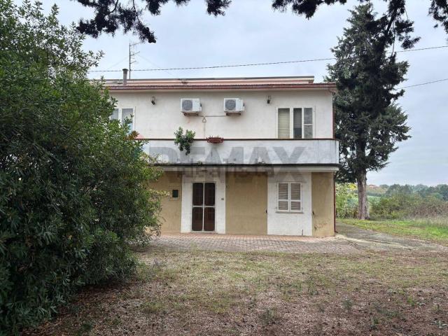 Appartamento in vendita di 126 m² in Via Cantò, 93