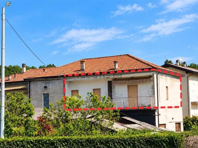 Appartamento in vendita di 126 m² in Via Circonvallazione, 21