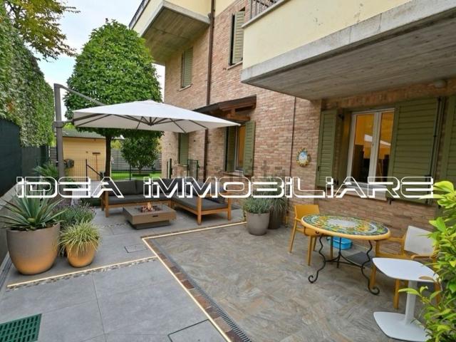 Appartamento in vendita di 126 m² in Via Ciro Menotti