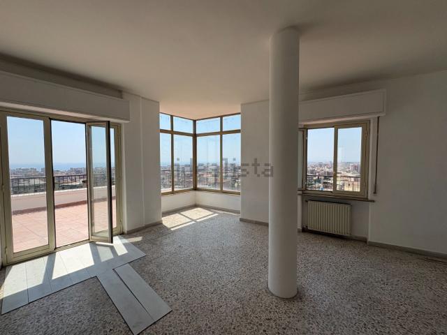 Appartamento in vendita di 126 m² in Via Claudio Claudiano, 8