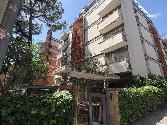 Appartamento in vendita di 126 m² in Via Gerolamo Belloni, 94