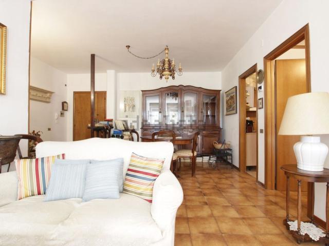 Appartamento in vendita di 126 m² in Via Giuseppe di Vittorio