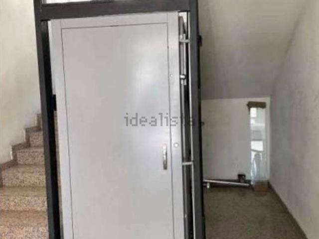 Appartamento in vendita di 126 m² in Via Giuseppe la Farina