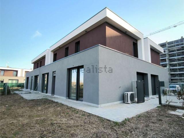 Appartamento in vendita di 126 m² in Via Giacomo Matteotti