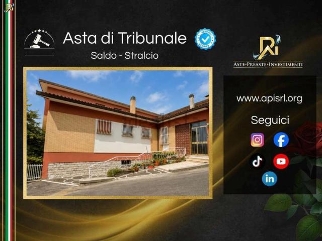 Appartamento in vendita di 126 m² in Via Giosuè Carducci, 37