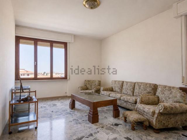 Appartamento in vendita di 126 m² in Via Giovanni Pascoli, 48