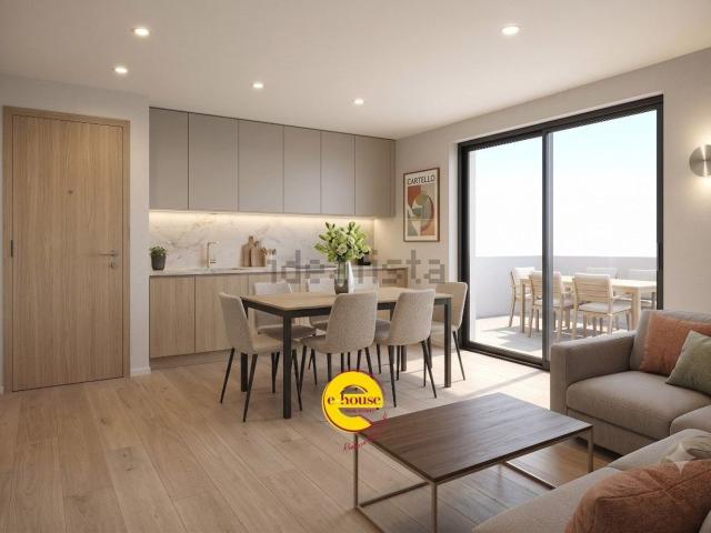 Appartamento in vendita di 126 m² in Via Giovanni Pascoli