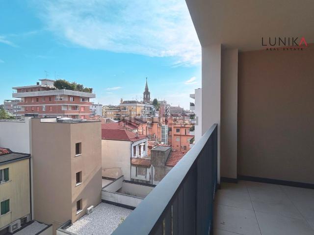 Appartamento in vendita di 126 m² in Via Guglielmo Marconi, 46