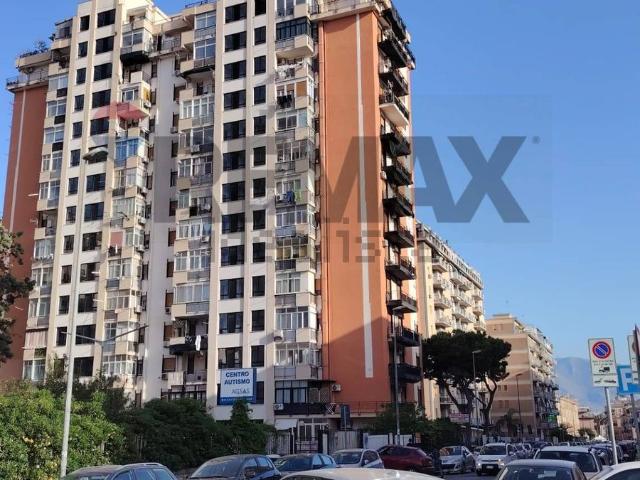 Appartamento in vendita di 126 m² in Via Don Orione, 22