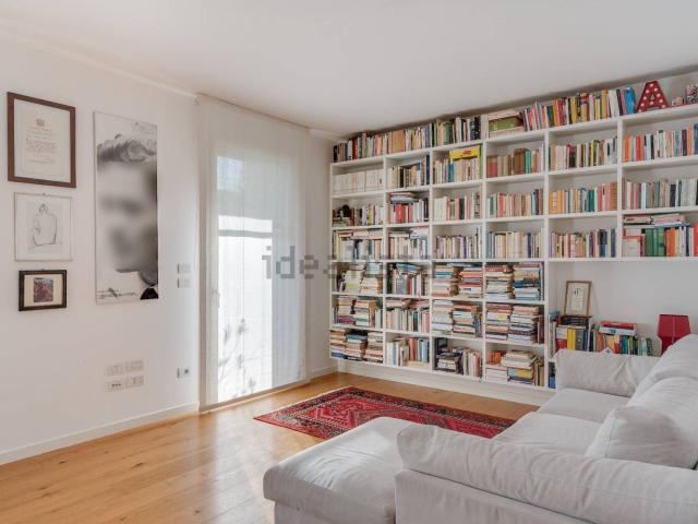 Appartamento in vendita di 126 m² in Via Dante Alighieri, 8