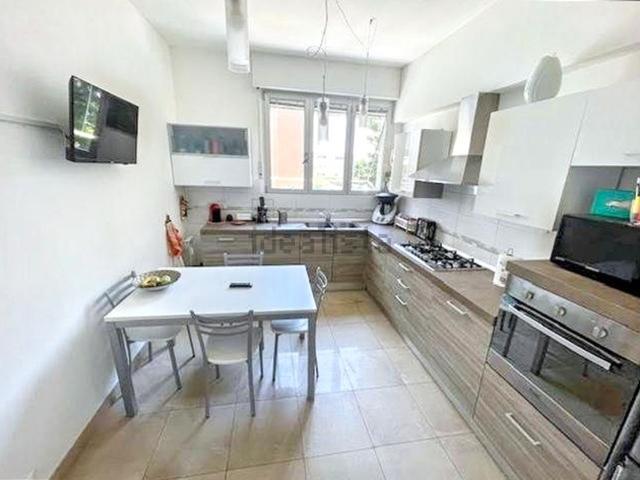 Appartamento in vendita di 126 m² in Via del Canaletto, 148