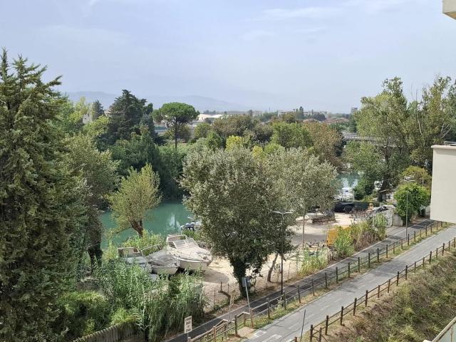 Appartamento in vendita di 126 m² in Via del Circuito, 231