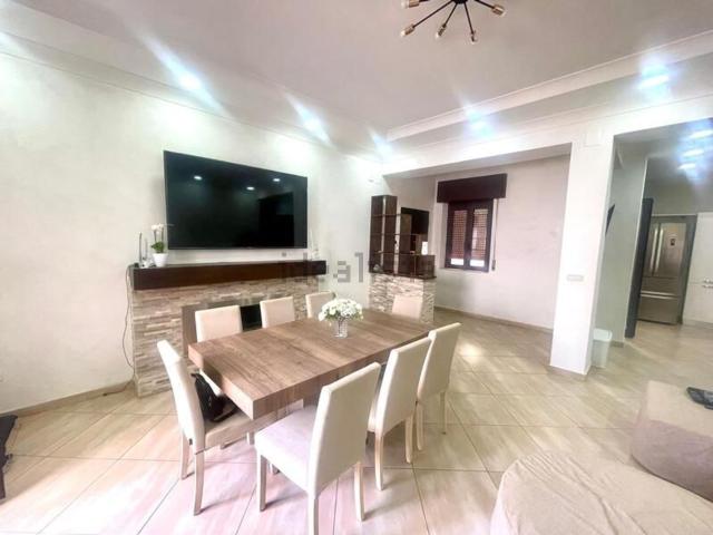 Appartamento in vendita di 126 m² in Via Enzo Misefari