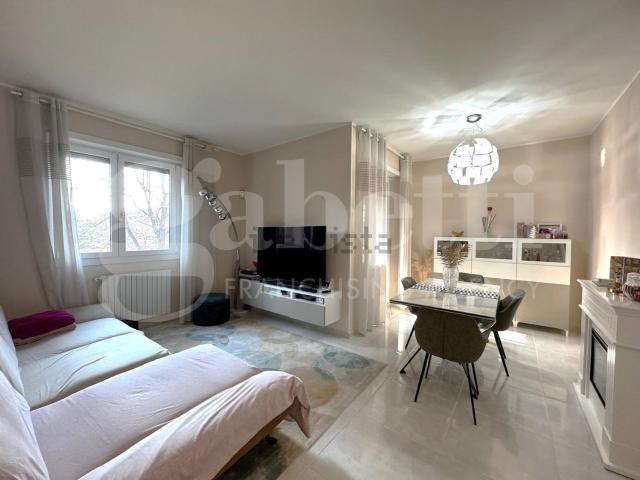 Appartamento in vendita di 126 m² in Via Ernesto Ambrosini, 3