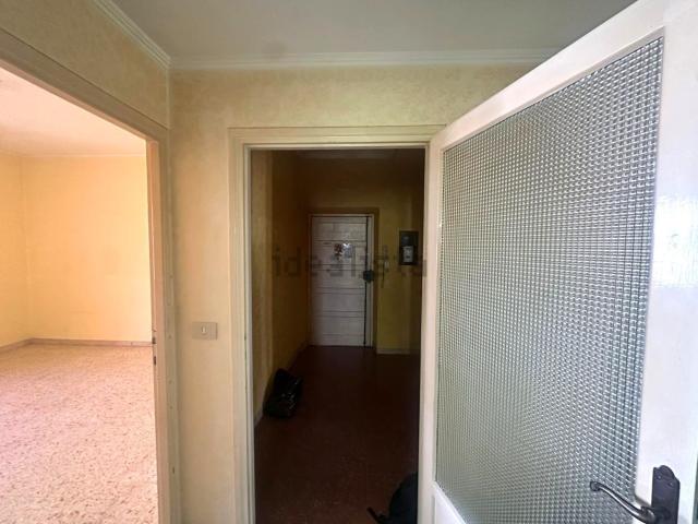 Appartamento in vendita di 126 m² in Via Fontana delle Rose