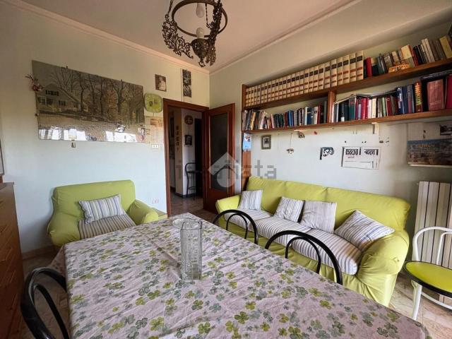 Appartamento in vendita di 126 m² in Via Fratelli Cervi, 21