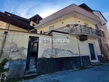 Appartamento in vendita di 126 m² in Via Onorato Pietrantonio, 4