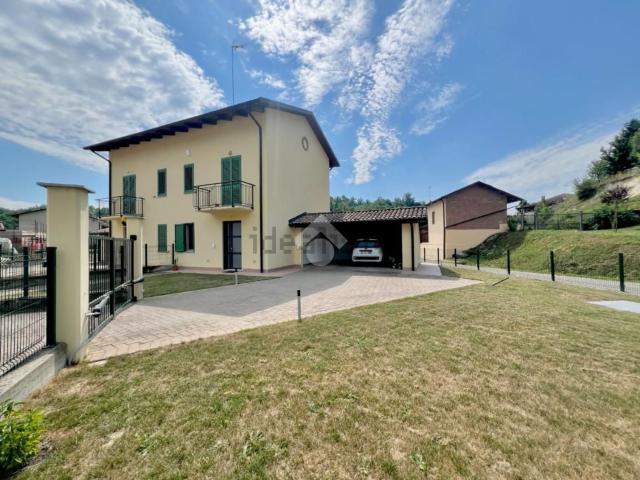 Appartamento in vendita di 126 m² in Via Monsignor Schierano, 7