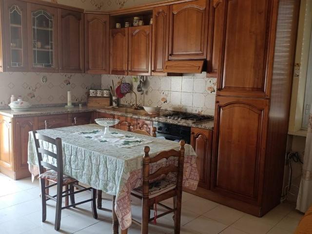 Appartamento in vendita di 126 m² in Via Niscemi, 369