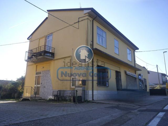 Appartamento in vendita di 126 m² in Via Piangipane, 80
