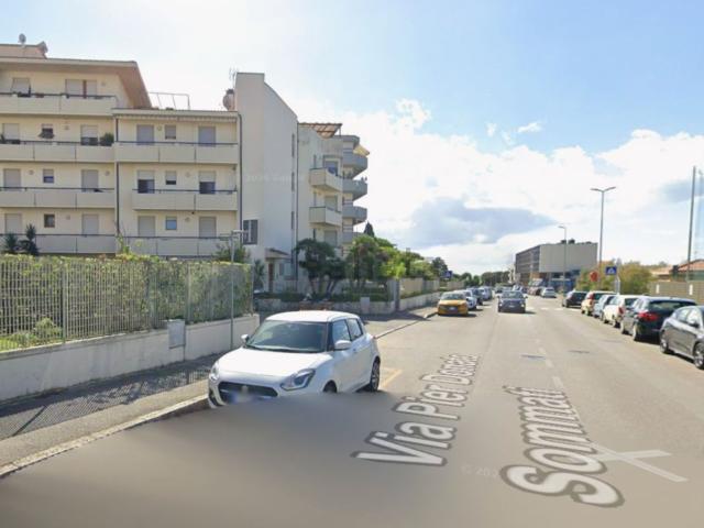 Appartamento in vendita di 126 m² in Via Pier Donato Sommati