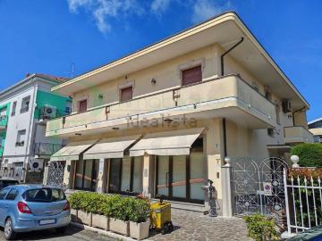 Appartamento in vendita di 126 m² in Via Resia, 7