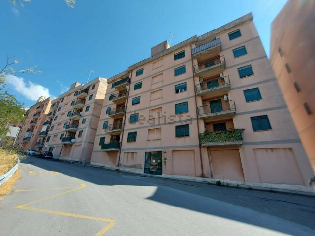 Appartamento in vendita di 126 m² in Via Umberto Terracini, 58