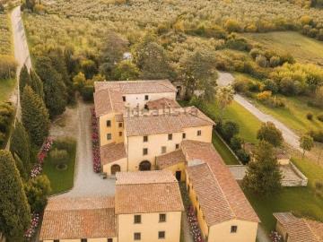 Appartamento in vendita di 126 m² in Via Ubaldino Peruzzi, 102