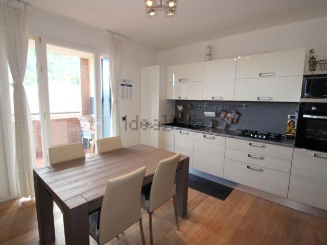 Appartamento in vendita di 126 m² in Viale Miravalle