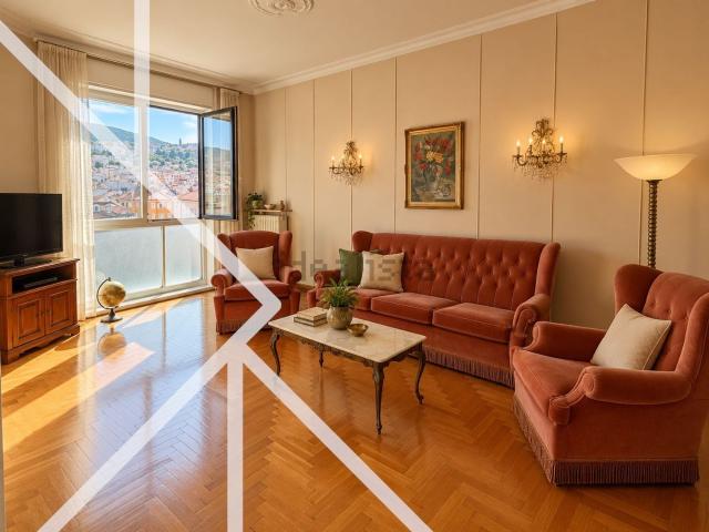 Appartamento in vendita di 126 m² in Largo della Barriera Vecchia, 15