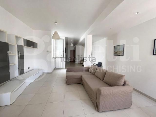 Appartamento in vendita di 126 m² in Piazza degli Studi, 28