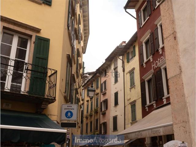Appartamento in vendita di 126 m² in Piazza Delle Erbe, 1