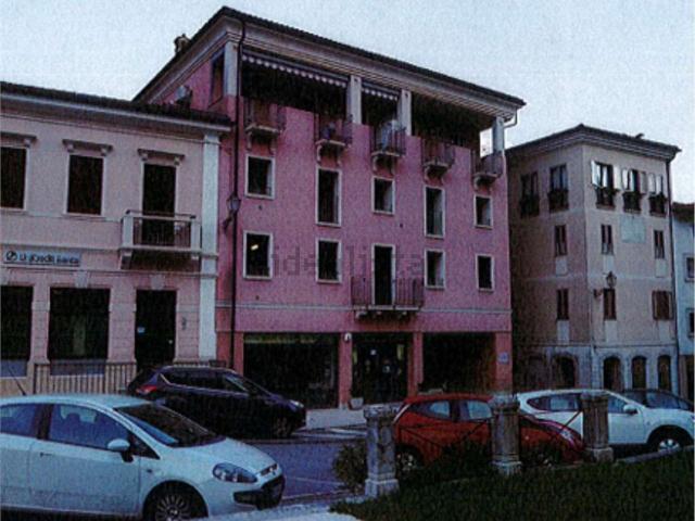 Appartamento in vendita di 126 m² in Piazza Martiri della Libertà, 3