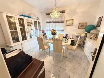 Appartamento in vendita di 127 m² in Traversa I Alcide de Gasperi, 13