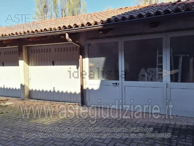 Appartamento in vendita di 127 m² in Via Carlo Felice Trossi, 144