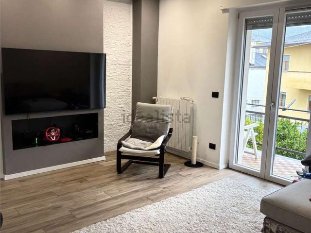 Appartamento in vendita di 127 m² in Via Cesare Battisti, 22