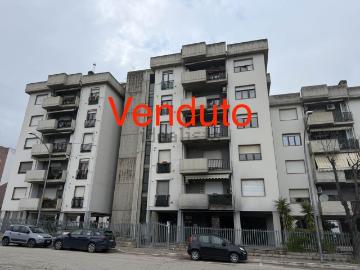 Appartamento in vendita di 127 m² in Via Alcide de Gasperi, 41